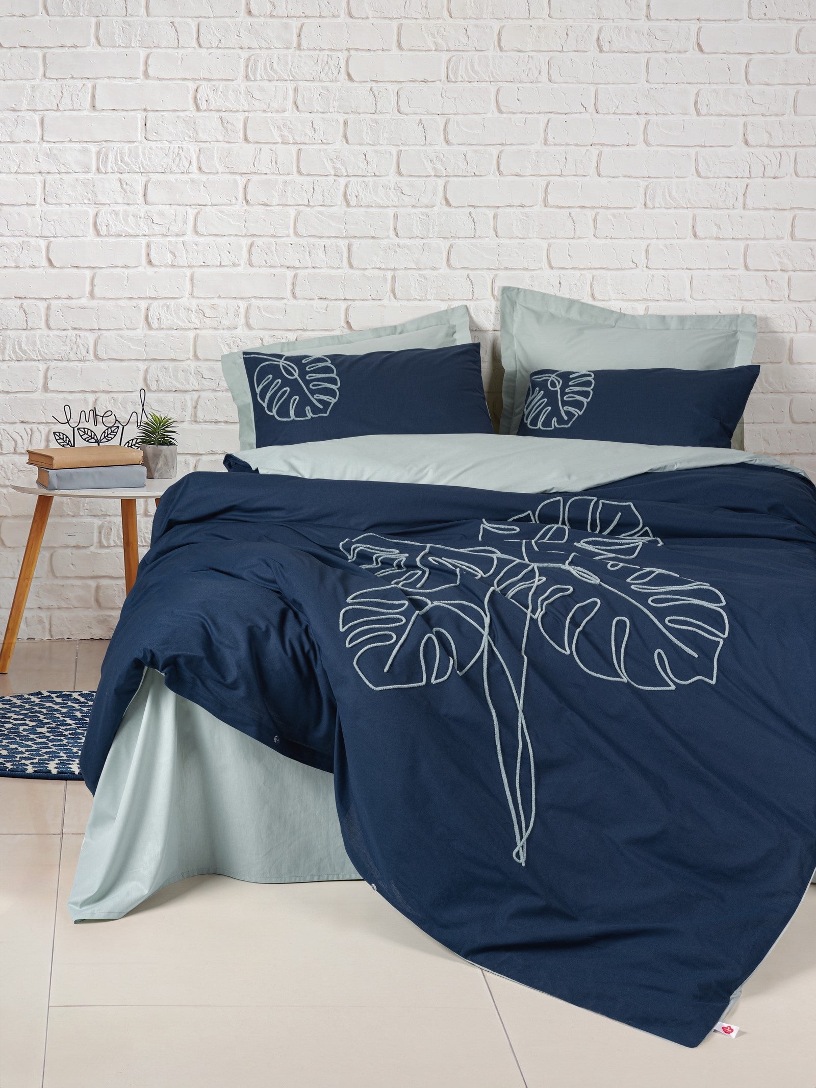 Embroidered Double Duvet Cover Set Silva
